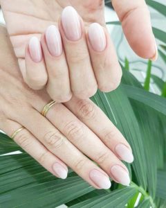 tendance des ongles baby boomer